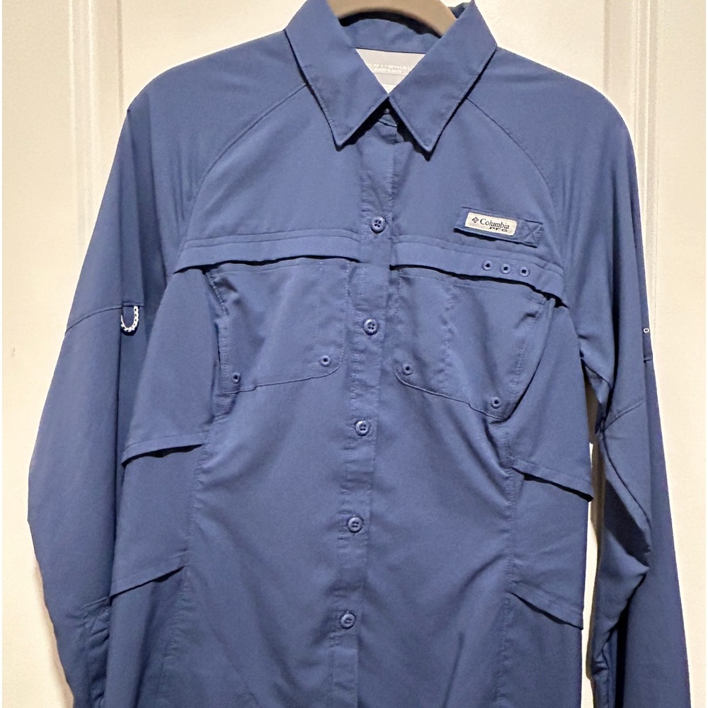 Columbia women’s button up shirt-Size Women's small